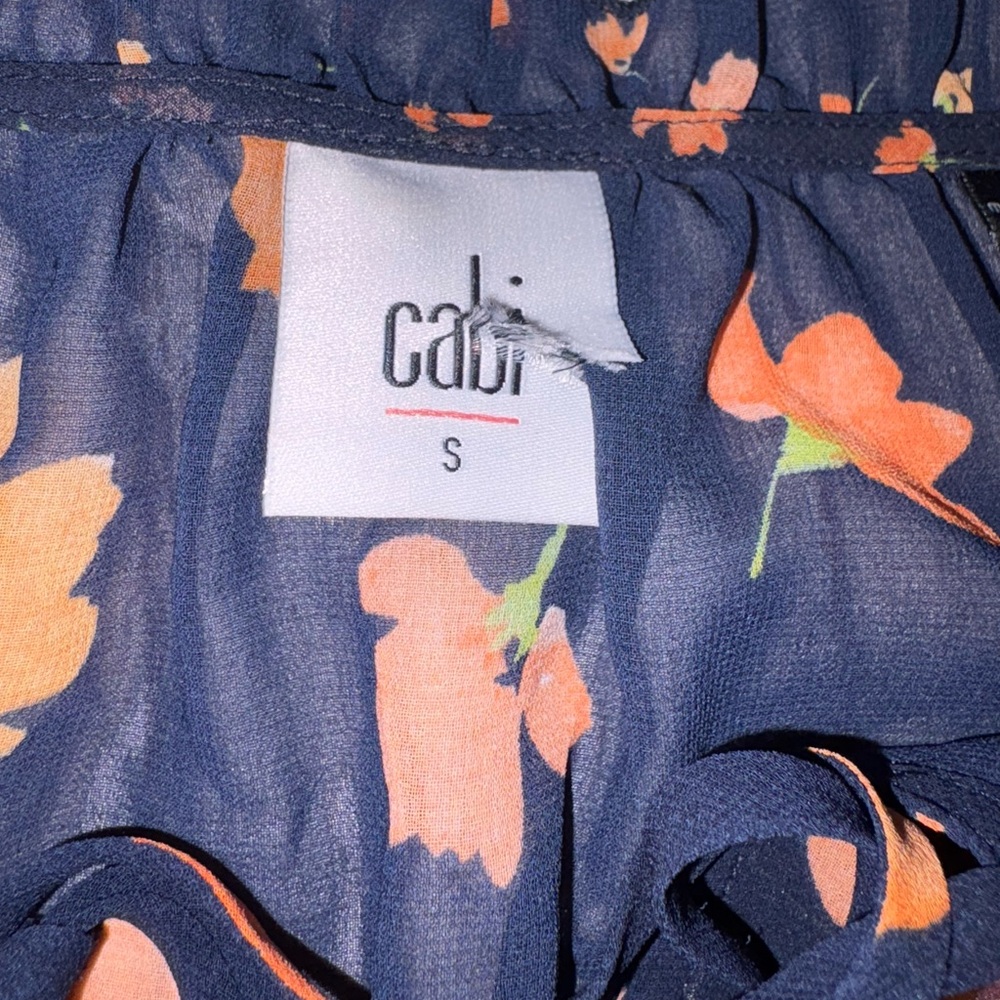 Cabi navy blue orange floral Spring flutter sleeve blouse S - Picture 6 of 6